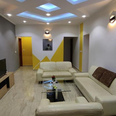 Hotel Appart B4U Яунде Екстер'єр фото