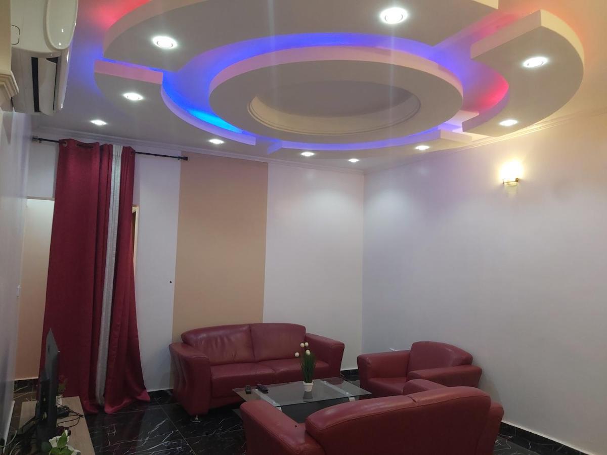Hotel Appart B4U Яунде Екстер'єр фото