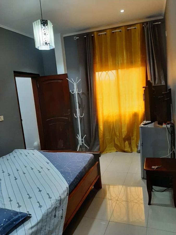 Hotel Appart B4U Яунде Екстер'єр фото