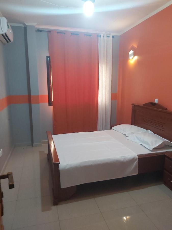 Hotel Appart B4U Яунде Екстер'єр фото