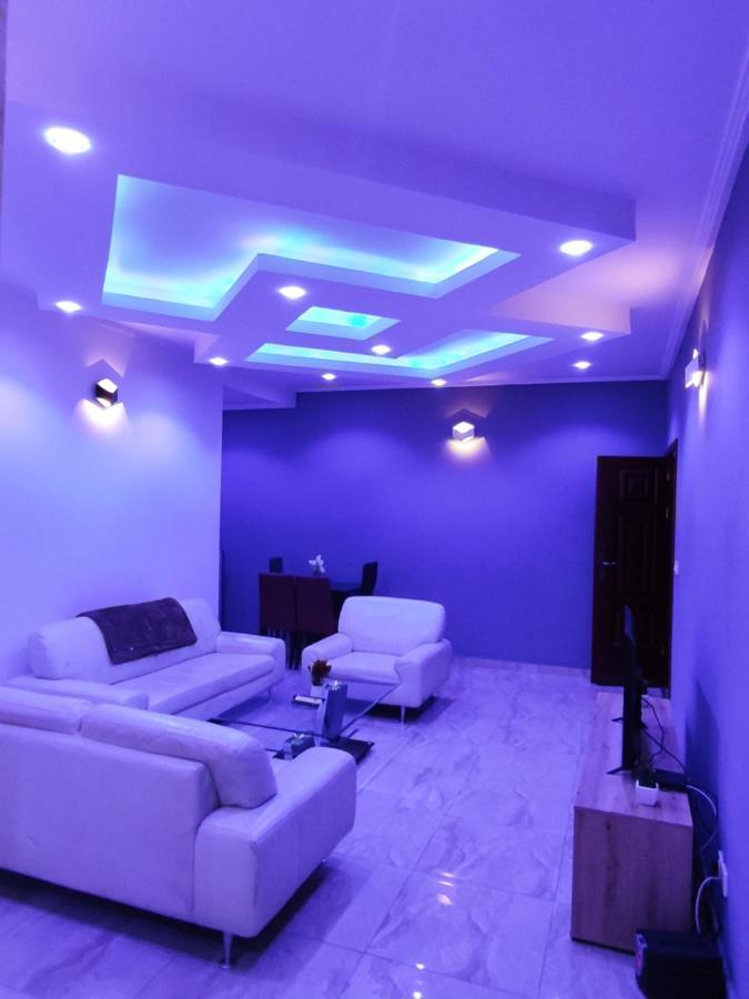 Hotel Appart B4U Яунде Екстер'єр фото