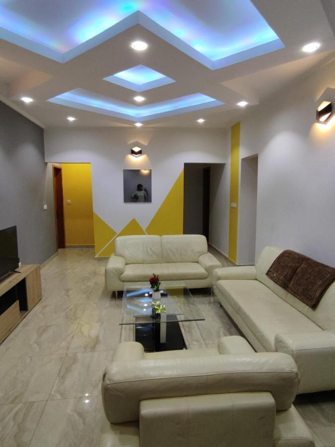 Hotel Appart B4U Яунде Екстер'єр фото